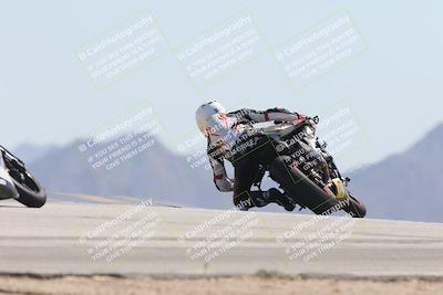 media/Oct-04-2025-CVMA (Sat) [[408bcdd6e4]]/Race 7- Formula 40 MW and LW/